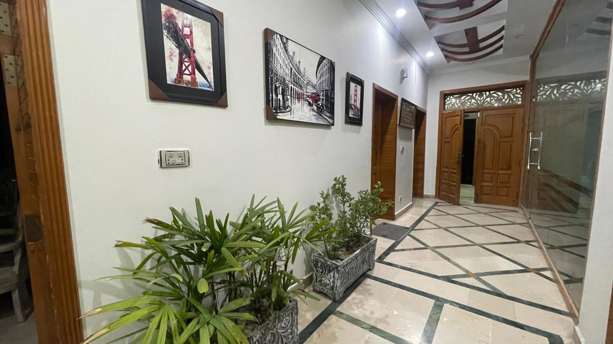 Midways Guest House And Hotels Islamabad Exterior foto