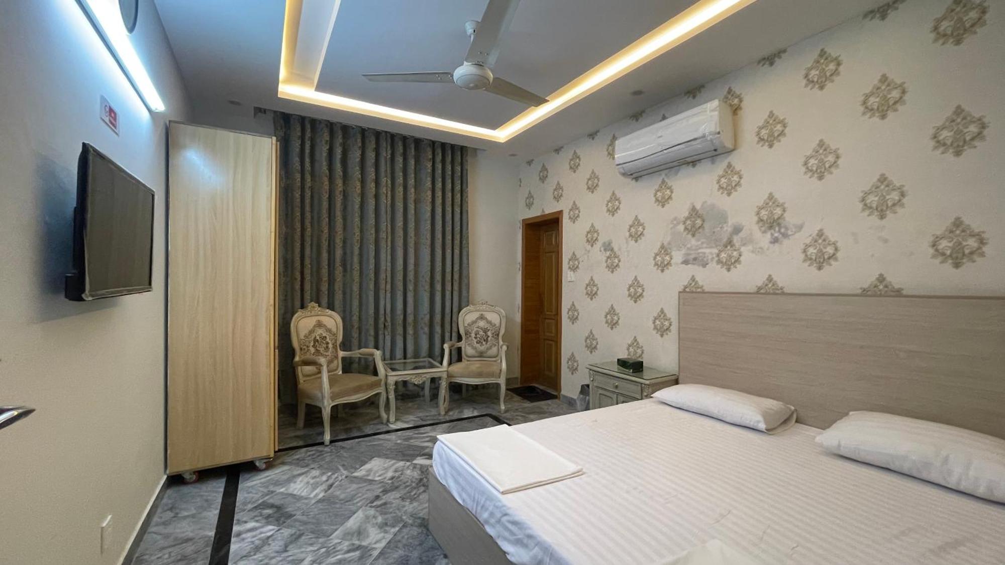 Midways Guest House And Hotels Islamabad Exterior foto