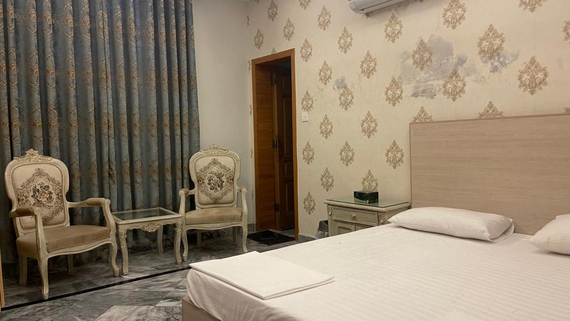 Midways Guest House And Hotels Islamabad Exterior foto