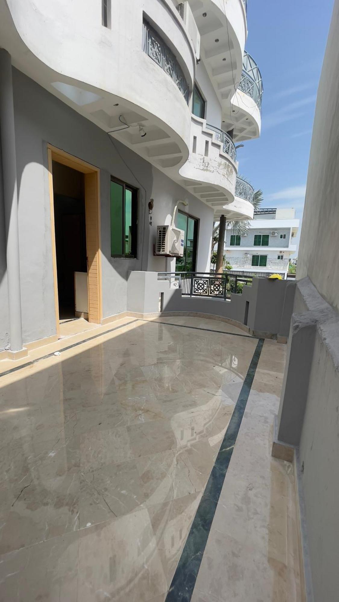 Midways Guest House And Hotels Islamabad Exterior foto