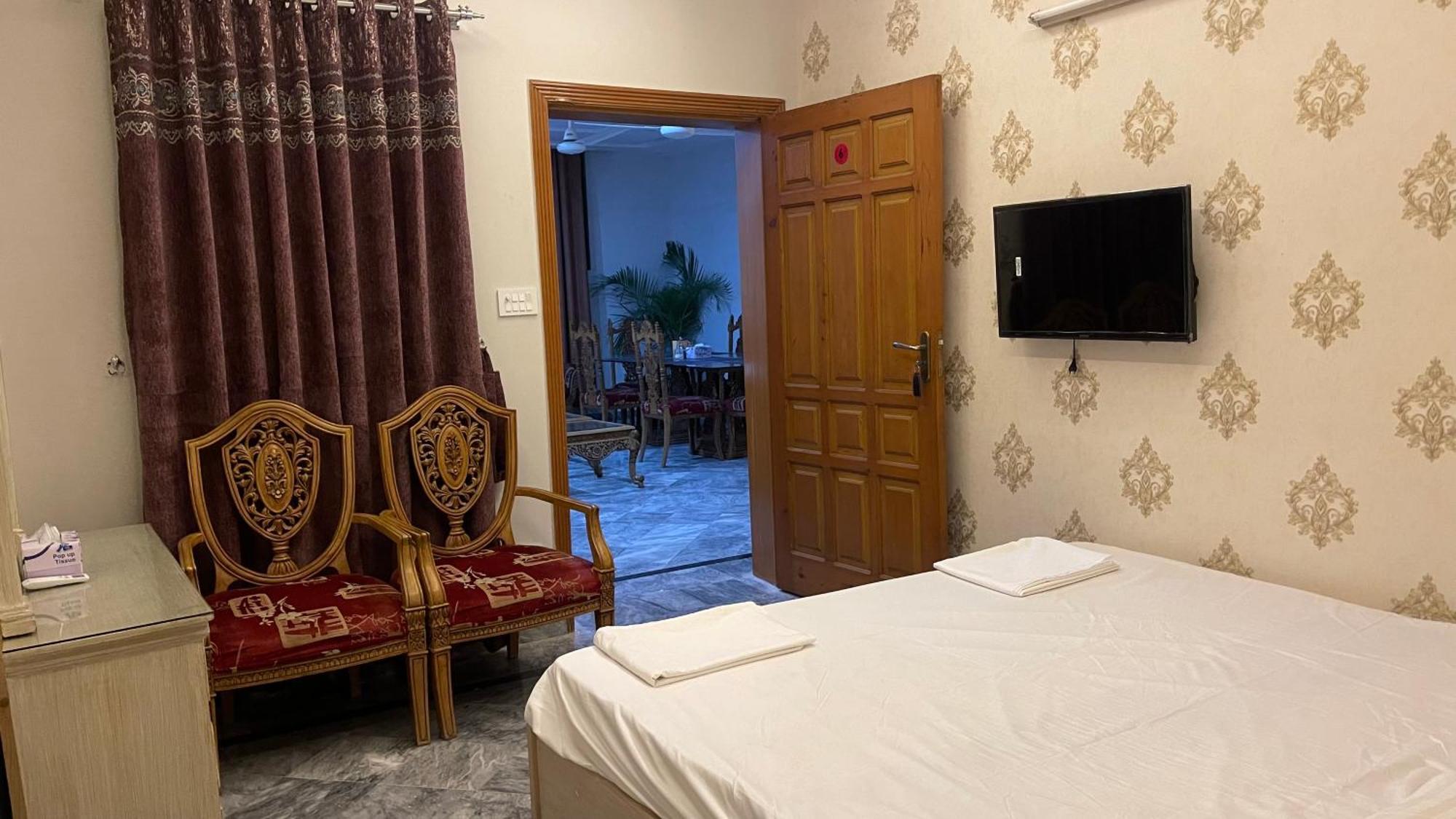 Midways Guest House And Hotels Islamabad Exterior foto