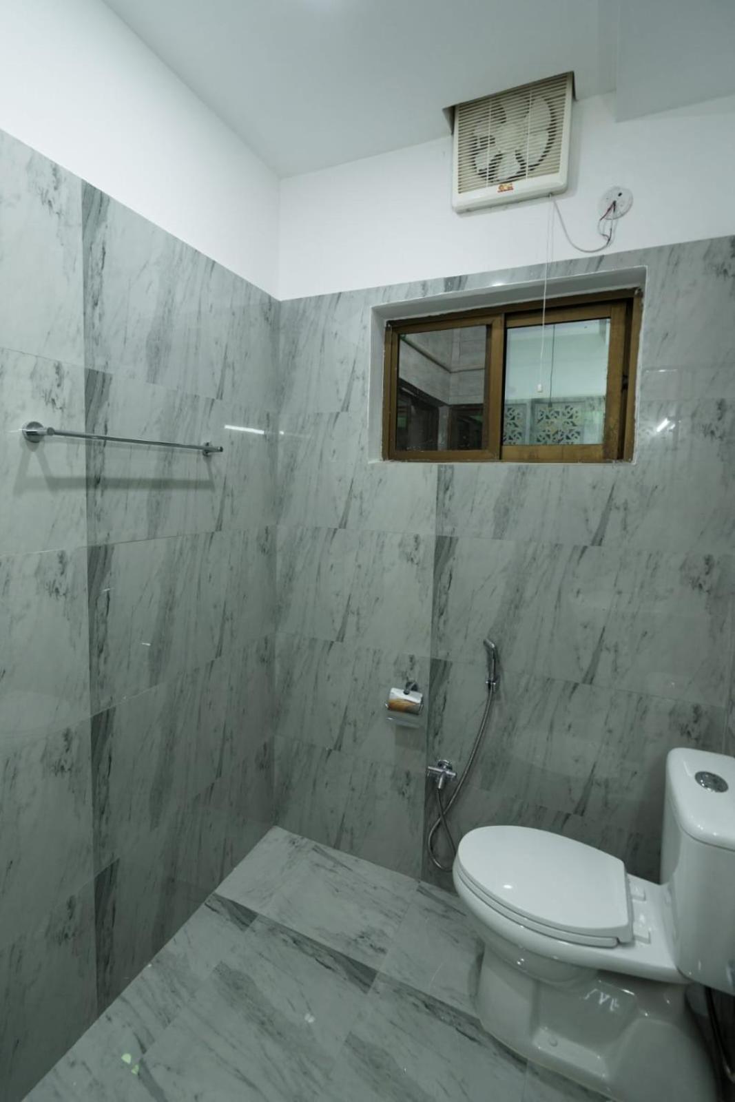 Midways Guest House And Hotels Islamabad Exterior foto