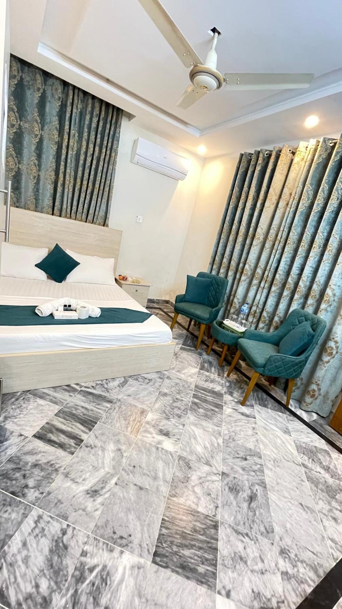 Midways Guest House And Hotels Islamabad Exterior foto