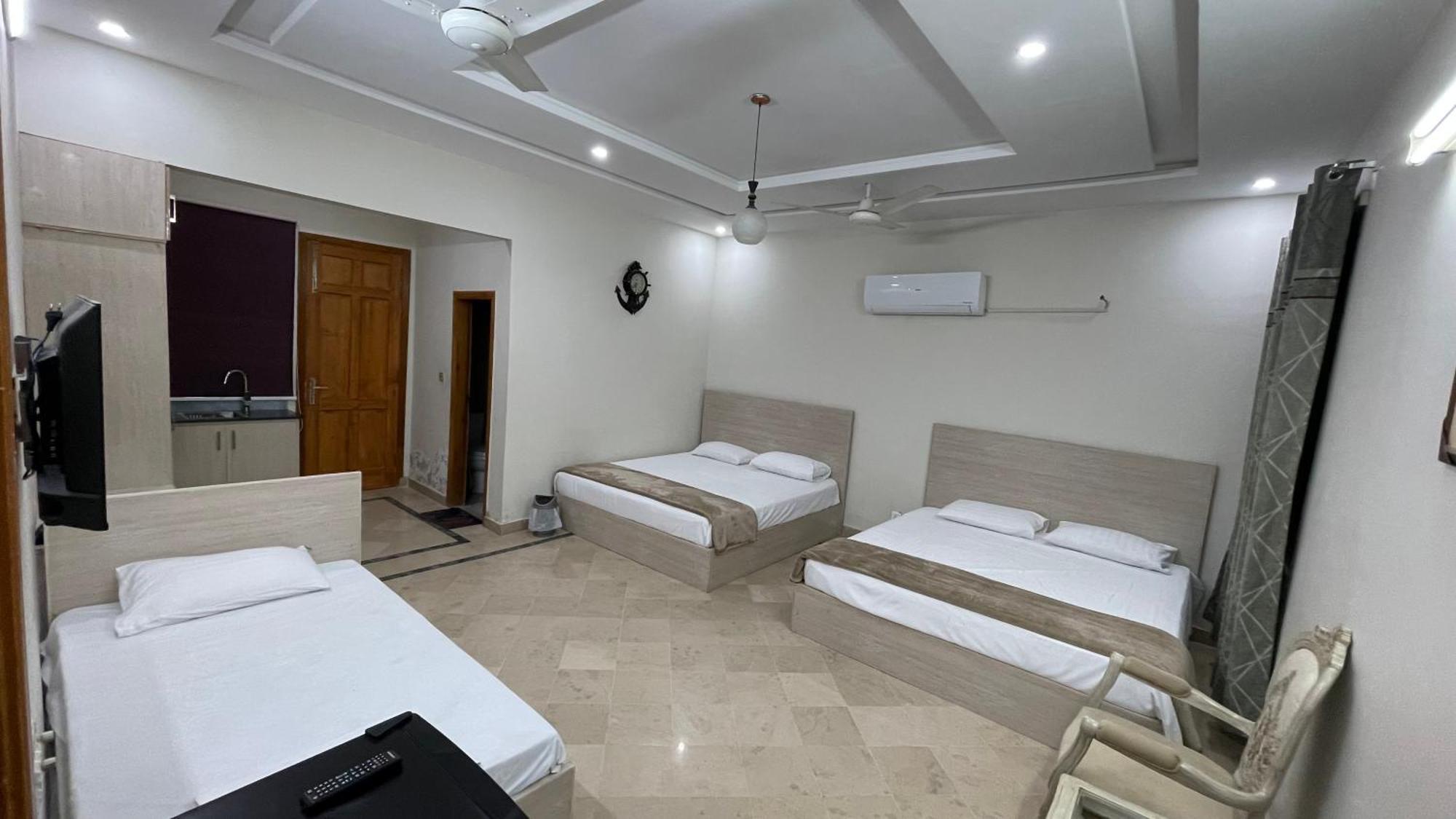 Midways Guest House And Hotels Islamabad Exterior foto