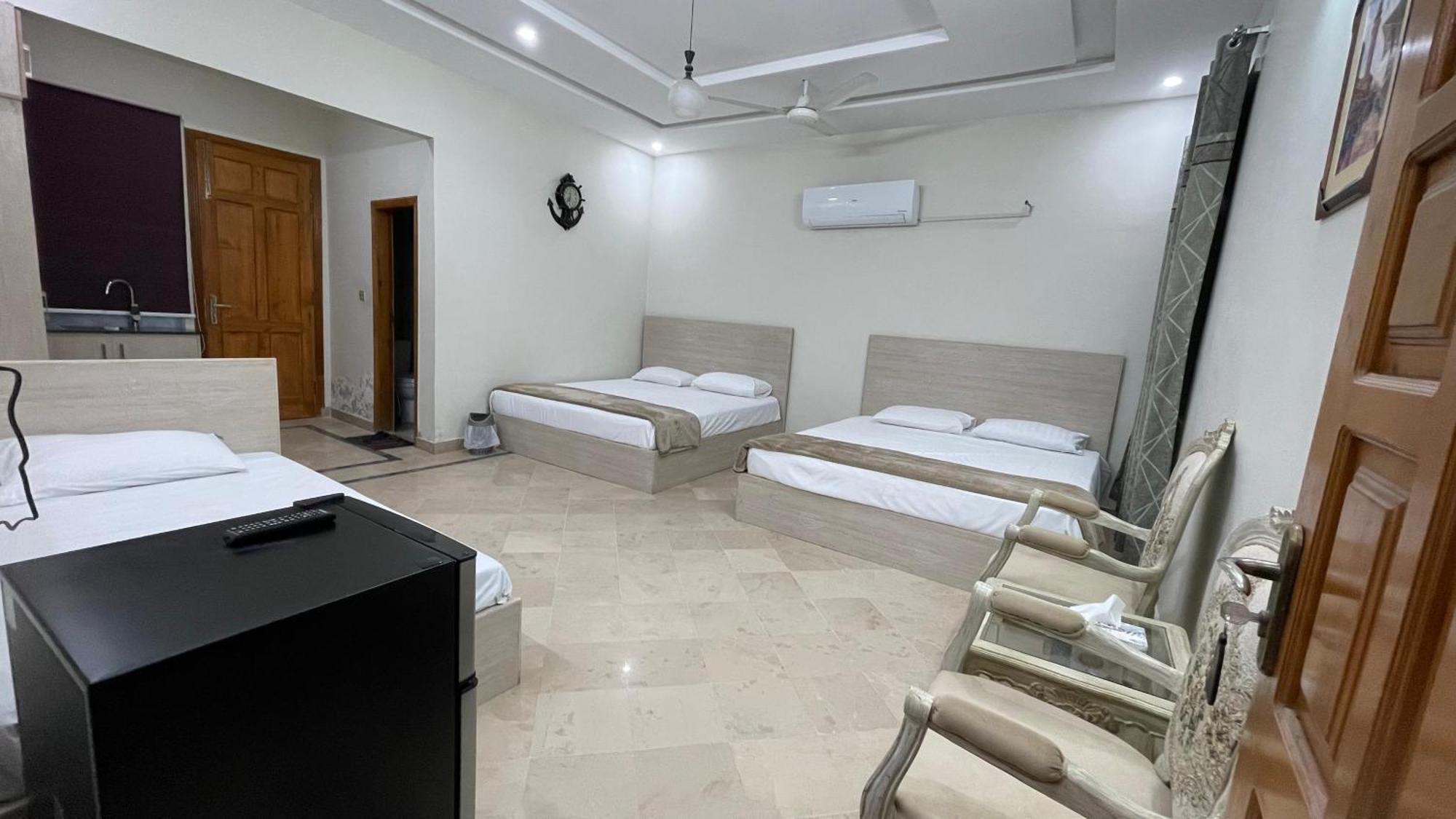 Midways Guest House And Hotels Islamabad Exterior foto