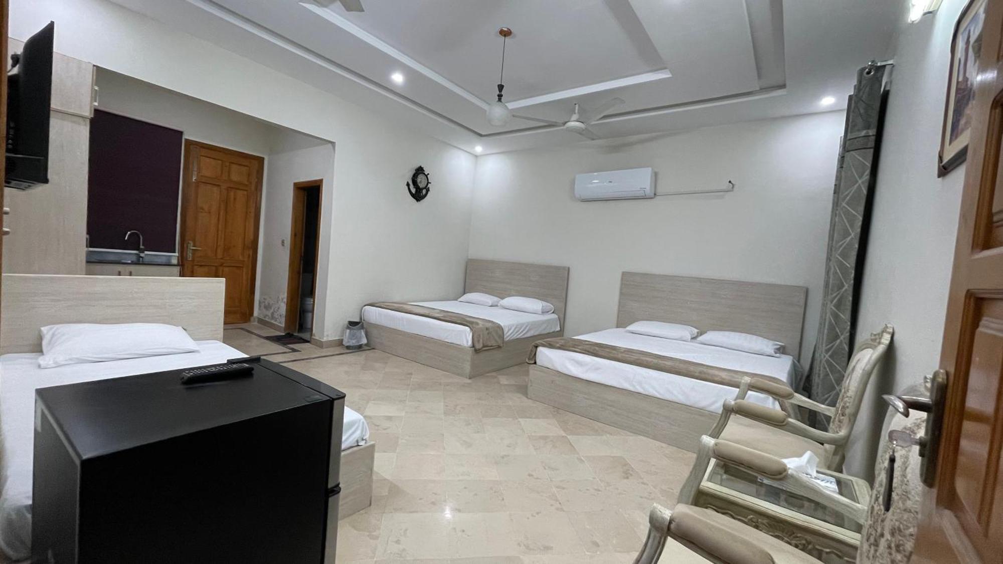 Midways Guest House And Hotels Islamabad Exterior foto